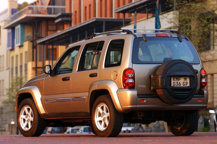  Jeep Cherokee 2002 года  (фото 13 из 130)